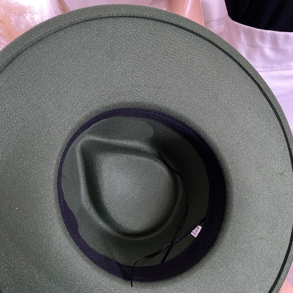 88 - SET OF THREE HATS - Picture 6 of 12